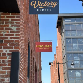 Uno Más Taco Shop - Taco Tuesday - Tacos Near Me - Spokane, Washington