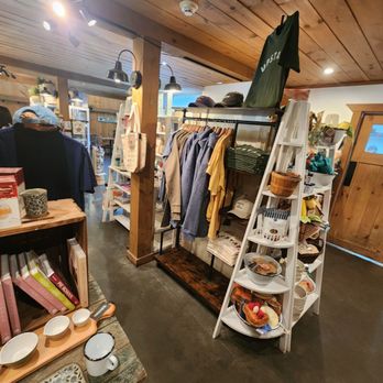 Finding Home Farms - Beautiful inside - Cafes Near Me - Middletown, New York Finding Home Farms - Beautiful inside - Cafes Near Me - Middletown, New York