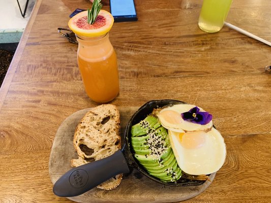 Ojo de Agua Brickell by null