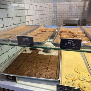 The Baked Bear - Ice Cream & Frozen Yogurt Near Me - Hermosa Beach, California
