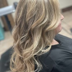Pure Elements Salon - Side view