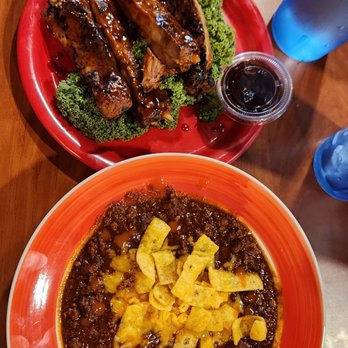 Hog Town Melvin Tavern - Rib tips and bowl of chili - American Near Me - Melvin, Michigan Hog Town Melvin Tavern - Rib tips and bowl of chili - American Near Me - Melvin, Michigan