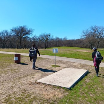 Breckenridge Park - Disc golf course. Feb 2024 - Parks Near Me - Richardson, Texas