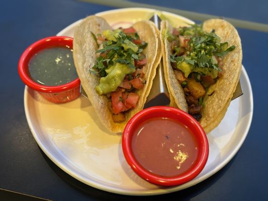 The Little Taco House by null