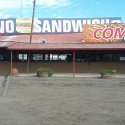 Teno Sandwich - Buenos estacionamientos