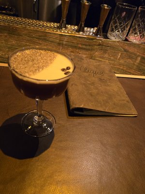 Clique Bar & Lounge by null