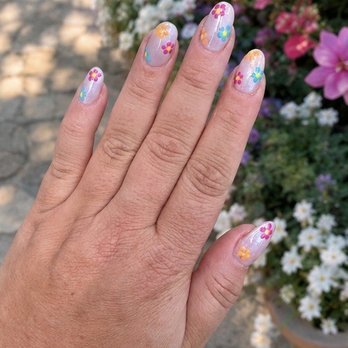 EZ Nails and Spa - Nail Salons Near Me - Braintree, Massachusetts