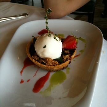 Canoe - berry tart with ice cream on top - Canadian (New) Near Me - Toronto, Ontario Canoe - berry tart with ice cream on top - Canadian (New) Near Me - Toronto, Ontario