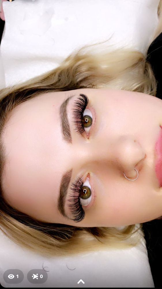 Astraea Lash + Brow Logo