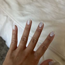 Moko Nail & Spa - Acrylics