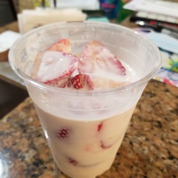 Mi Tienda - Strawberries and cream right past the bakery - Imported Food Near Me - Houston, Texas Mi Tienda - Strawberries and cream right past the bakery - Imported Food Near Me - Houston, Texas