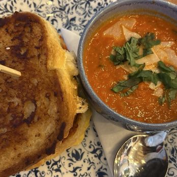 The Hampton Social - Virginia Beach - TRUFFLE LOBSTER MELT & BISQUE - New American Near Me - Virginia Beach, Virginia The Hampton Social - Virginia Beach - TRUFFLE LOBSTER MELT & BISQUE - New American Near Me - Virginia Beach, Virginia