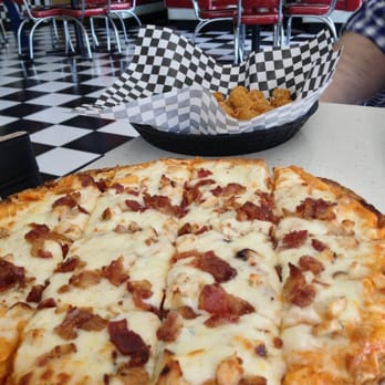 Frato's Culinary Kitchen - Personal (12 in) adult mac & cheese (chicken & bacon in it, & a sauce of our choosing- mild, med, or inferno) w paper thin crust - Burgers Near Me - Schaumburg, Illinois Frato's Culinary Kitchen - Personal (12 in) adult mac & cheese (chicken & bacon in it, & a sauce of our choosing- mild, med, or inferno) w paper thin crust - Burgers Near Me - Schaumburg, Illinois