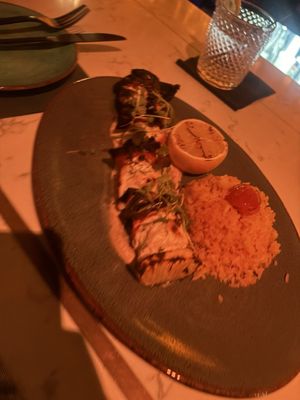 Mira Mediterranean & Hookah Lounge by null