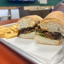 Original New Orleans Poboy & Seafood 2 - BBQ Roast Beef Poboy