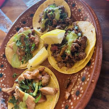 Rosa Madera - Chicken and carne asada tacos - Mexican Near Me - Camarillo, California Rosa Madera - Chicken and carne asada tacos - Mexican Near Me - Camarillo, California
