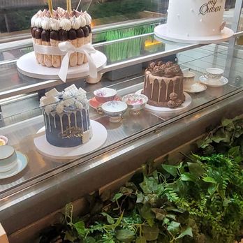 Zeppola Cafe - Bakeries Near Me - Las Vegas, Nevada