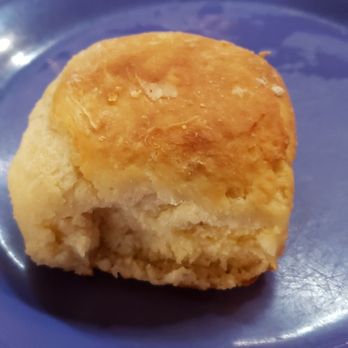 Babe's Chicken Dinner House - Biscuit - eaten by Foodnando - Chicken Shop Near Me - Roanoke, Texas