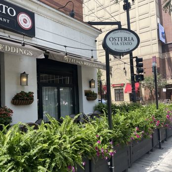Osteria Via Stato - Patio/outdoor area - Italian Near Me - Chicago, Illinois Osteria Via Stato - Patio/outdoor area - Italian Near Me - Chicago, Illinois
