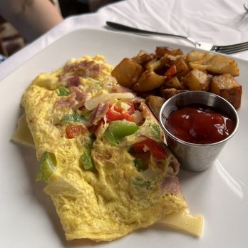 OHK Bar & Restaurant - American Near Me - Huntington, New York OHK Bar & Restaurant - American Near Me - Huntington, New York