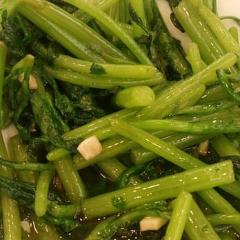 功德林上海素食 - I don't even known what kind of greens these were....a cross between the taste of celery and spinach. - Vegetarian Near Me - Hong Kong, HK