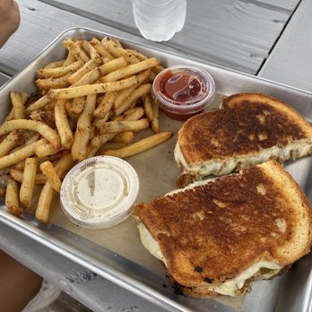 Funkadelic Food Shack - Lump Crab Grilled Cheese - Burgers Near Me - Saint Augustine, Florida