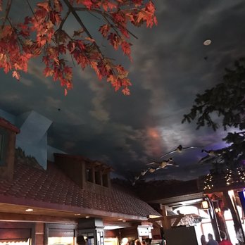 Le Shack - The interior. - Burgers Near Me - Mont-Tremblant, Quebec Le Shack - The interior. - Burgers Near Me - Mont-Tremblant, Quebec