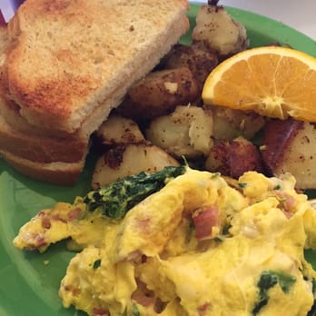 Cafe 222 - Breakfast & Brunch Near Me - San Diego, California