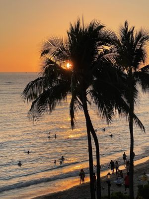 Moana Surfrider, A Westin Resort & Spa, Waikiki Beach by null
