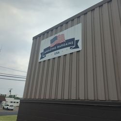 Amazing Bargains USA - Photo of outside