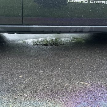 Valvoline Instant Oil Change - Oil leak in my driveway two hours after having an oil change at Valvoline - Oil Change Stations Near Me - Seekonk, Massachusetts Valvoline Instant Oil Change - Oil leak in my driveway two hours after having an oil change at Valvoline - Oil Change Stations Near Me - Seekonk, Massachusetts