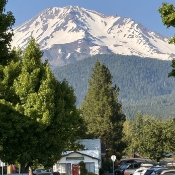 Drizzle - Coffee & Tea Near Me - Mount Shasta, California