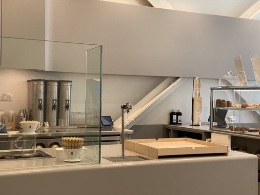 Blue Bottle Coffee by null