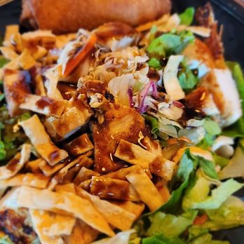 Zaxbys - Salad Near Me - EUSTIS, Florida