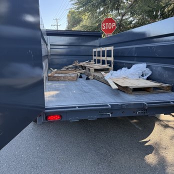Junk Removal and Hauling Services - Wood and garbage - Junk Removal & Hauling Near Me - Cupertino, California Junk Removal and Hauling Services - Wood and garbage - Junk Removal & Hauling Near Me - Cupertino, California