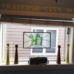 Moxie Estate Sales - Staff demonstrates high level of respect, care for the home and the homeowner's possessions.