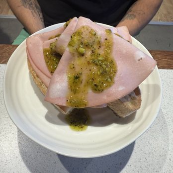 Eataly - Short Hills - Farcita Mortadella - Pizza Near Me - Millburn, New Jersey