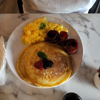 Love At First Bite - Breakfast & Brunch Near Me - Atlanta, Georgia