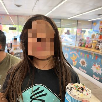 Caprichos Mexicanos - Cookies and cream my child approved also home made!! - Ice Cream & Frozen Yogurt Near Me - Fort Lauderdale, Florida Caprichos Mexicanos - Cookies and cream my child approved also home made!! - Ice Cream & Frozen Yogurt Near Me - Fort Lauderdale, Florida