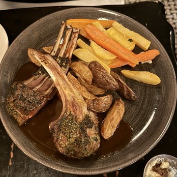 Modavie - Lamb chops - French Near Me - Montreal, Quebec