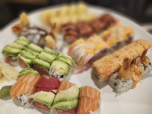 Sushi Village by null