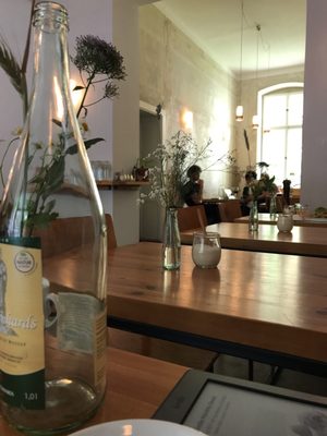Neumanns Café by null