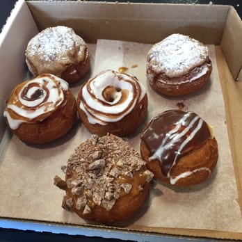 Da Vinci's Donuts - Tried the caramel crunch and it was delicious. - Donuts Near Me - Alpharetta, Georgia Da Vinci's Donuts - Tried the caramel crunch and it was delicious. - Donuts Near Me - Alpharetta, Georgia