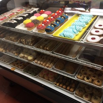 Amigo's Bakery - Bakeries Near Me - Philadelphia, Pennsylvania
