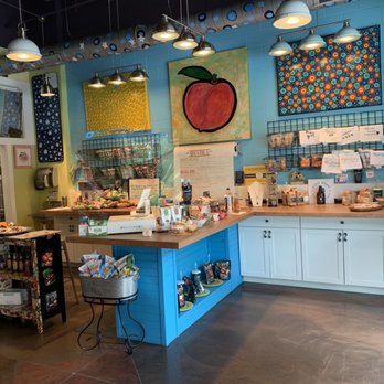 Avocado Bleu - a kitchen with a blue island - Health Markets Near Me - Bluffton, South Carolina Avocado Bleu - a kitchen with a blue island - Health Markets Near Me - Bluffton, South Carolina