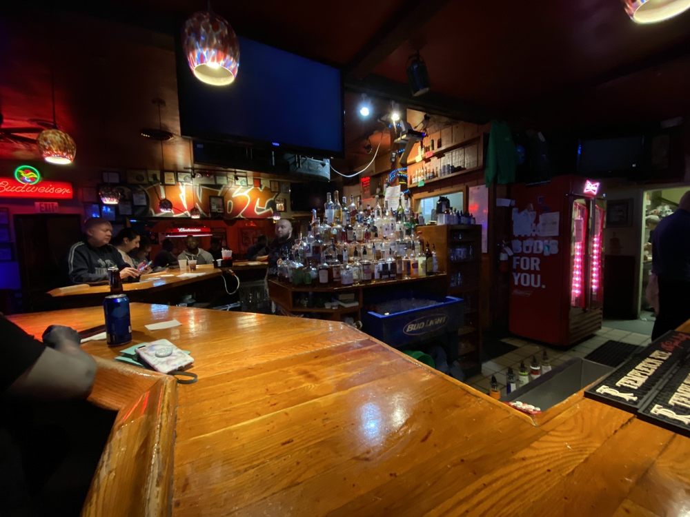 ALLEY CAT LOUNGE 125 Photos & 113 Reviews Lounges 6267 Carrollton Ave, Indianapolis, IN