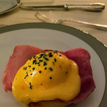 The Wolseley - Cafes Near Me - London, XGL