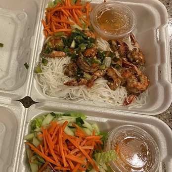 Fresh Alley - Vermicelli with shrimp & Kalbi vermicelli - Asian Fusion Near Me - Tempe, Arizona Fresh Alley - Vermicelli with shrimp & Kalbi vermicelli - Asian Fusion Near Me - Tempe, Arizona