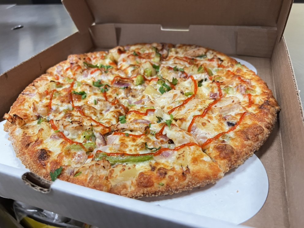 THE LOVELY PIZZERIA Updated July 2024 15 Photos 2366 24 Street NW, Edmonton, Alberta