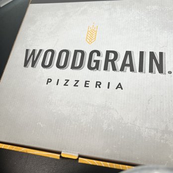 Woodgrain Pizzeria - Pizza Near Me - Chicago, Illinois